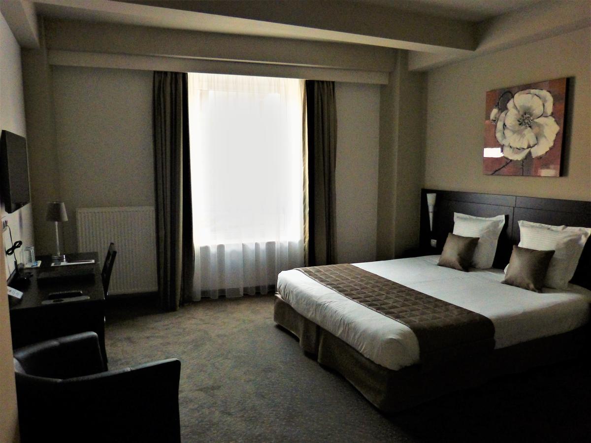 Hotel Saint Daniel Peruwelz Экстерьер фото